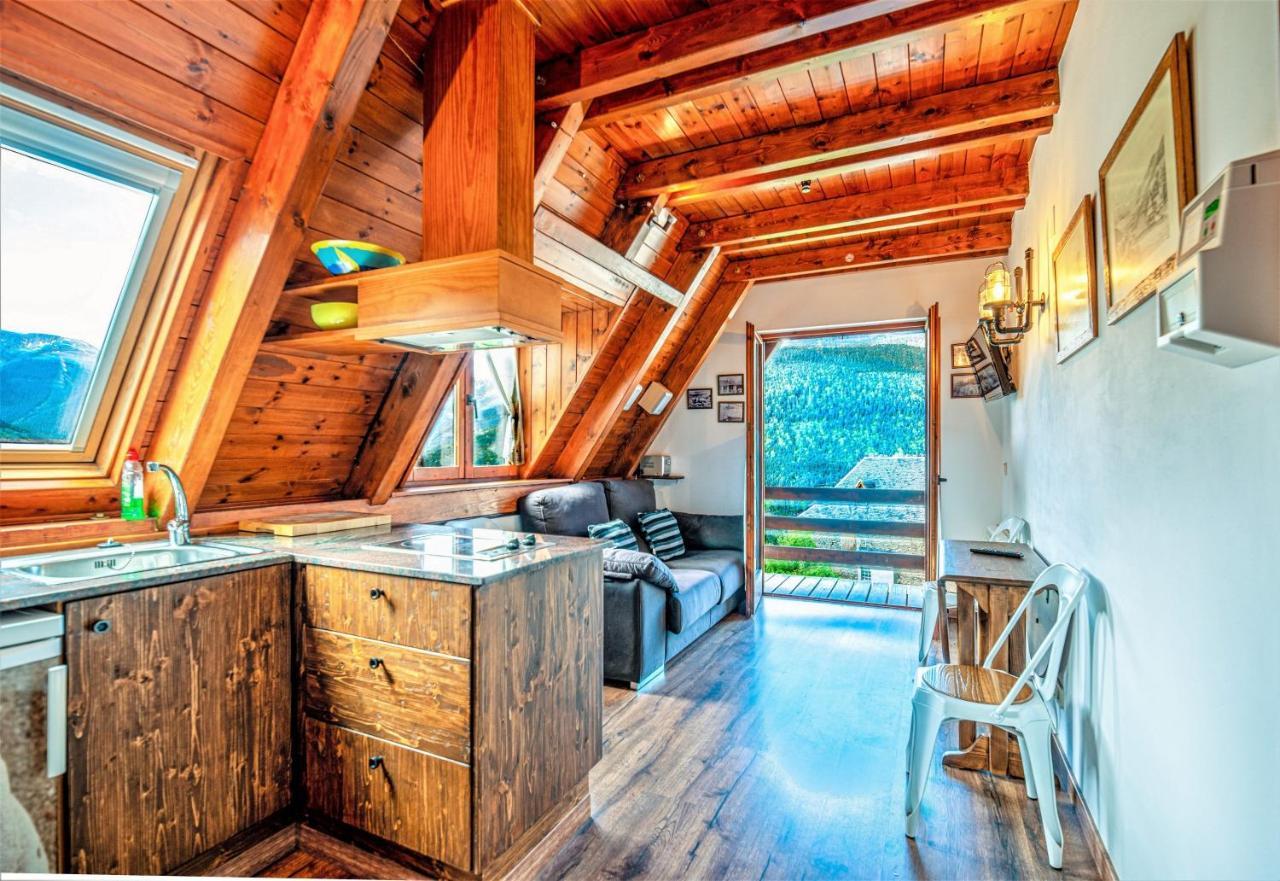 Apartamentos Aran Montcorbau Zewnętrze zdjęcie