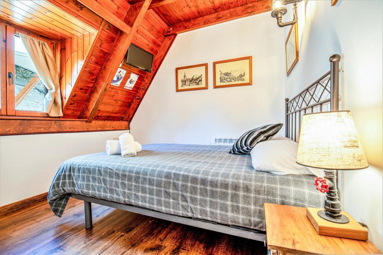 Apartamentos Aran Montcorbau Zewnętrze zdjęcie