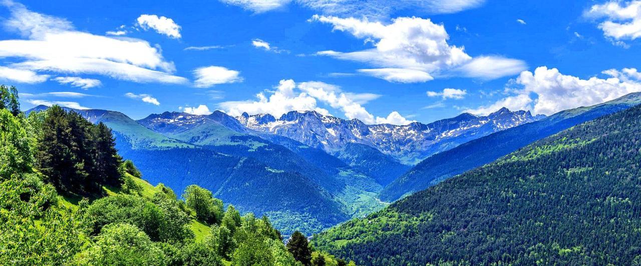 Apartamentos Aran Montcorbau Zewnętrze zdjęcie