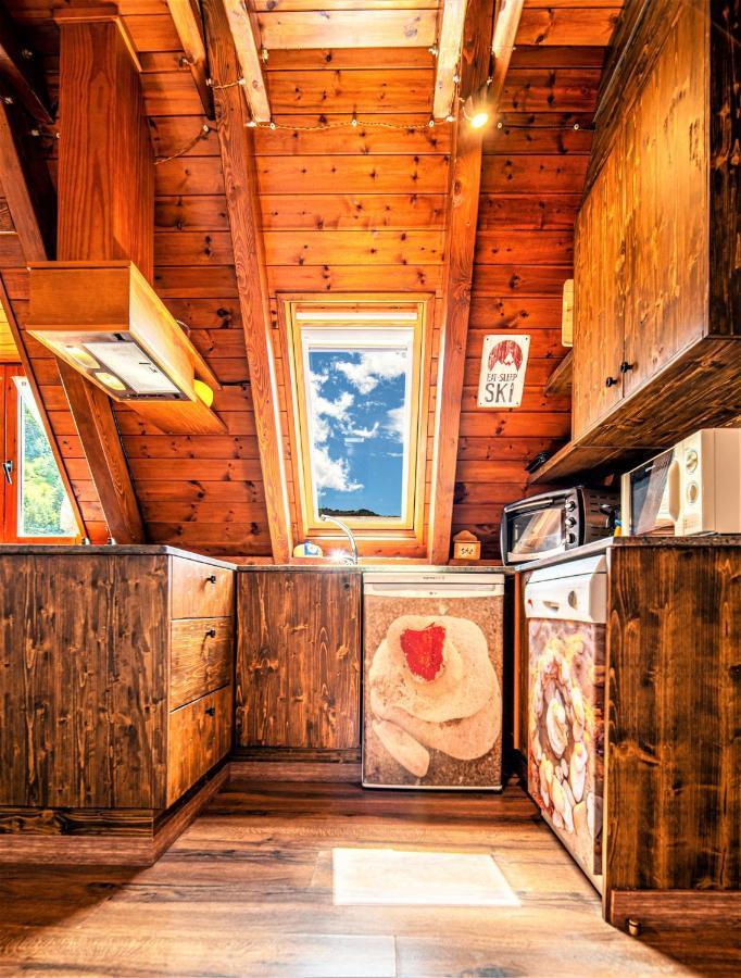 Apartamentos Aran Montcorbau Zewnętrze zdjęcie