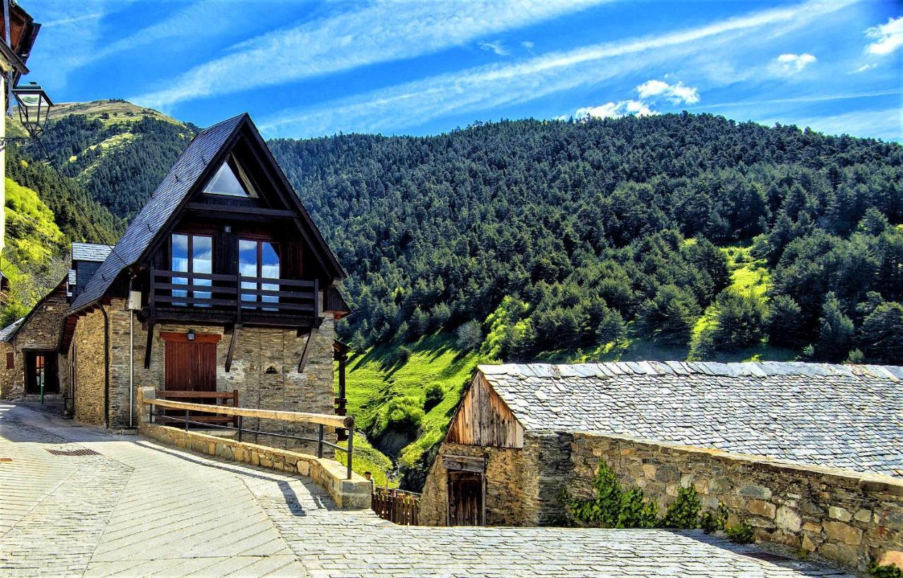 Apartamentos Aran Montcorbau Zewnętrze zdjęcie