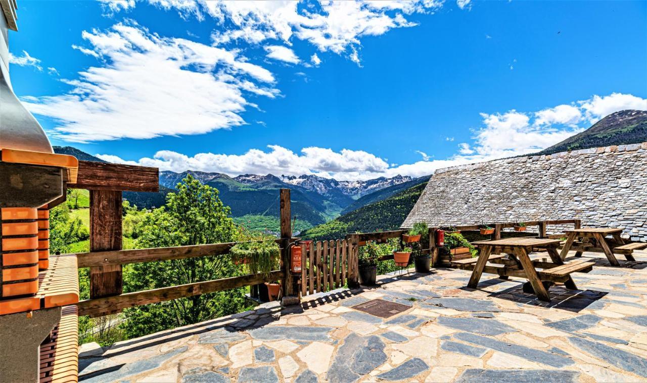 Apartamentos Aran Montcorbau Zewnętrze zdjęcie